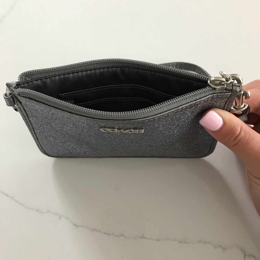 Coach Boxed Small Wristlet | Dark Gray Glitter - Picture 4 of 4